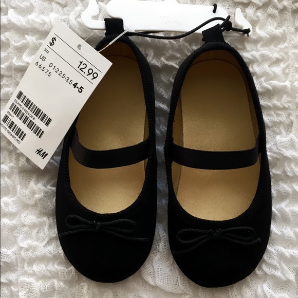 baby girl black shoes size 4